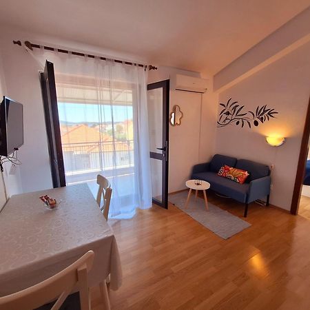 Apartments With A Parking Space Vodice - 7604 Екстер'єр фото